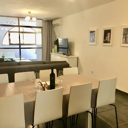 Toreblanca Lux * フエンヒロラ