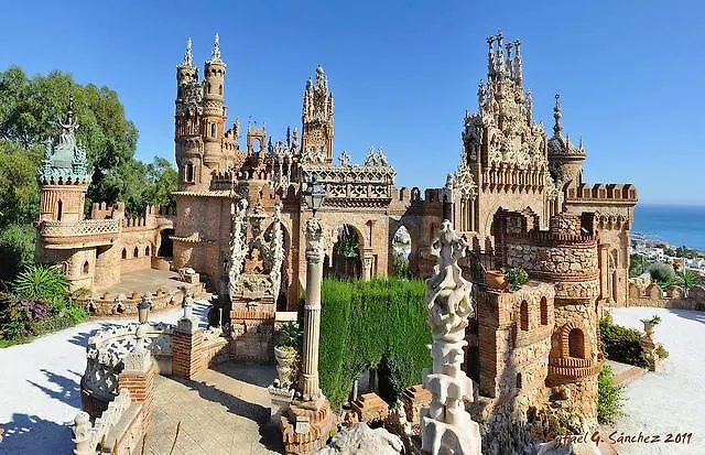 Toreblanca Lux * فوينخيرولا